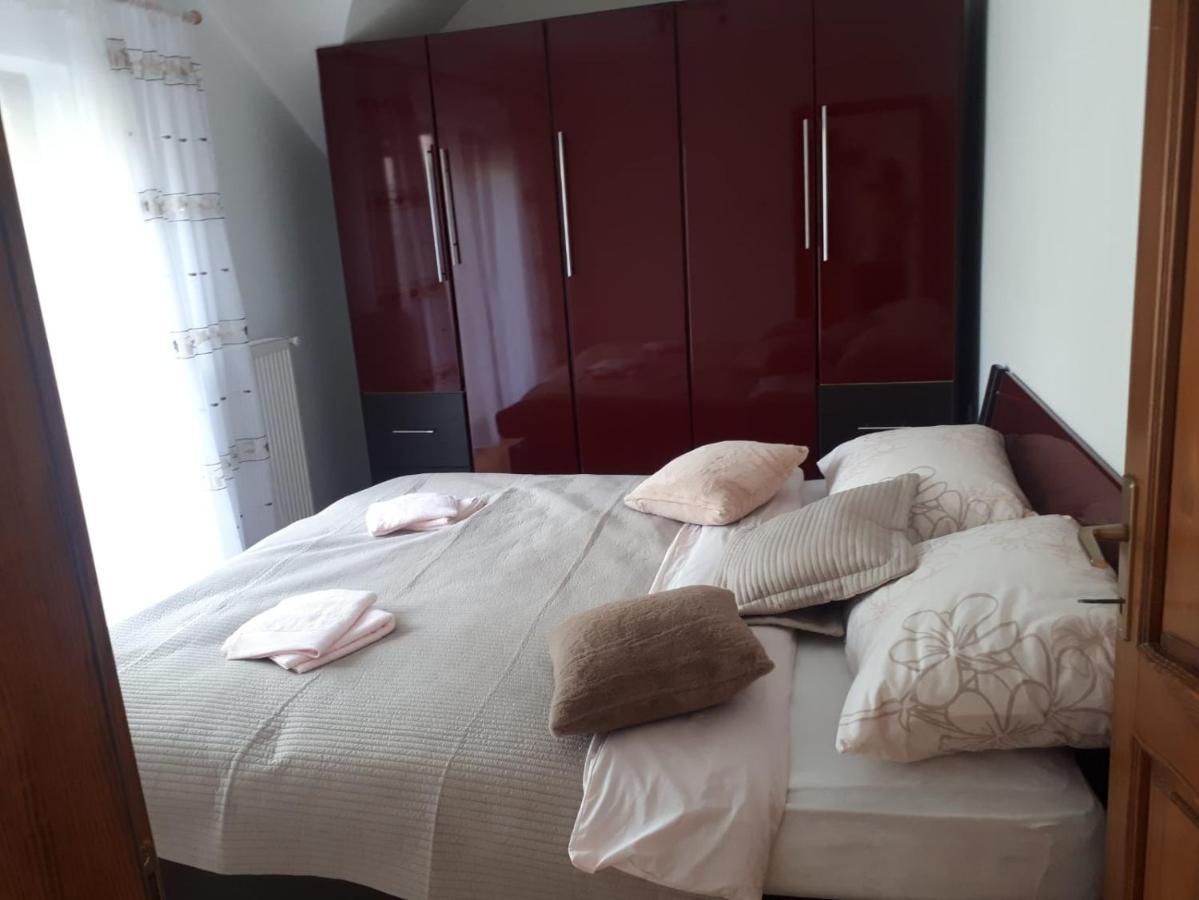 Apartman Nika Otočac 外观 照片